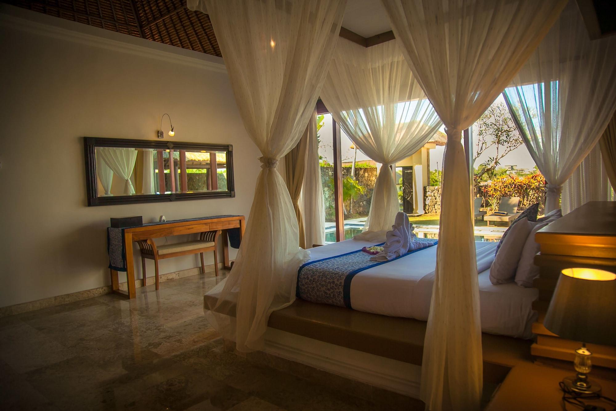 Royal Pool Villa Bali Нуса Дуа Екстериор снимка