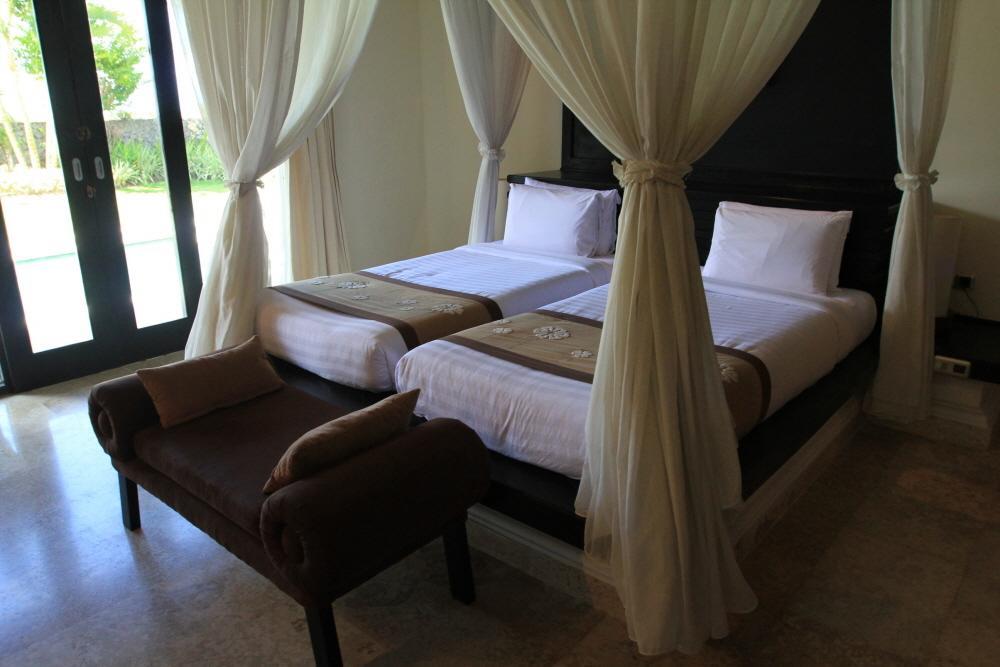 Royal Pool Villa Bali Нуса Дуа Стая снимка