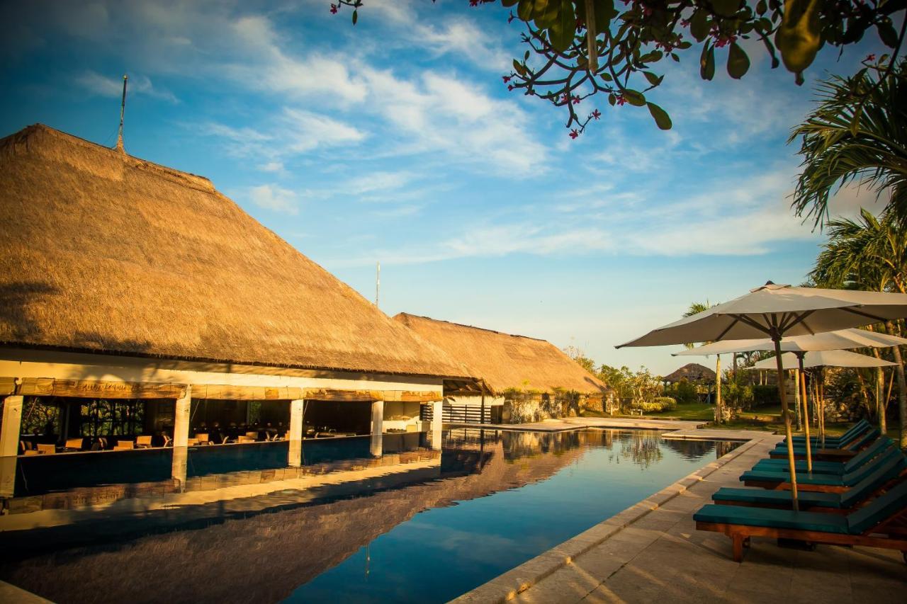 Royal Pool Villa Bali Нуса Дуа Екстериор снимка